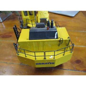 KOMATSU PC2000-8 FRONT SHOVEL MINING EXCAVATOR - 1:50 Scale by NZG