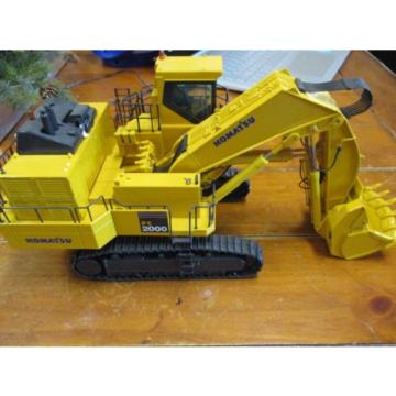 KOMATSU PC2000-8 FRONT SHOVEL MINING EXCAVATOR - 1:50 Scale by NZG