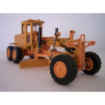 VINTAGE DIAPET KOMATSU GD605A MOTOR GRADER 1:50 SCALE ORANGE VERSION (T-74) NBOX