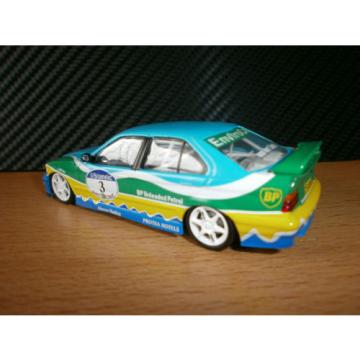 Minichamps BMW 320i Tourenwagen 1990 Van der Linde 1:43