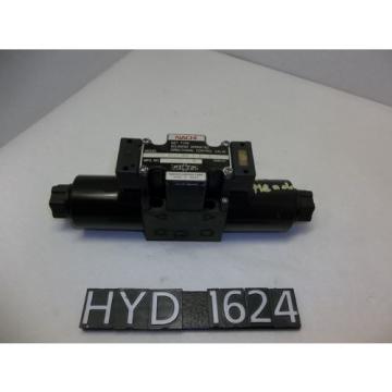 Nachi SS-G01-C5-R-D2-E30 Hydraulic Directional Control Valve HYD1624