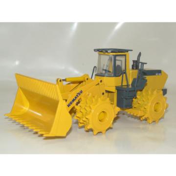 Conrad Komatsu Compactor WF 450-3 Neu NEW ORIGINAL BOX 1:50