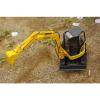 Diamond pet DK-6104 1/32 scale Komatsu mini excavator PC50MR Gareo