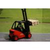 Siku 1722 - Linde Forklift Truck Diecast toy - 1:50 Scale New in Box