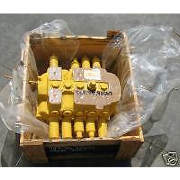 Komatsu Hydraulic Valve Assembly 709-75-92503 #1 image